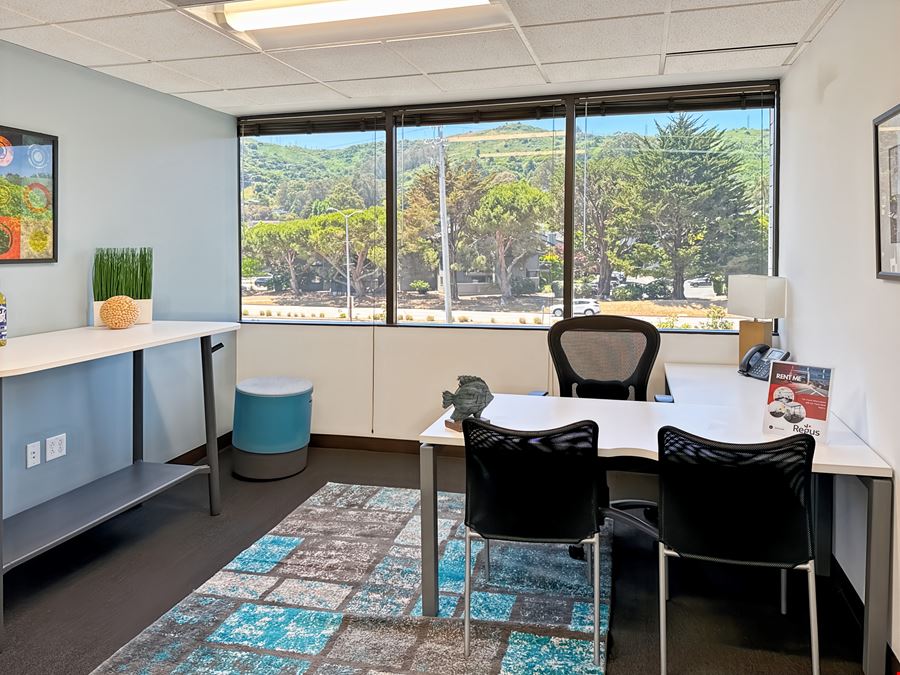 CA, Sausalito - Harbor Drive Executive Park