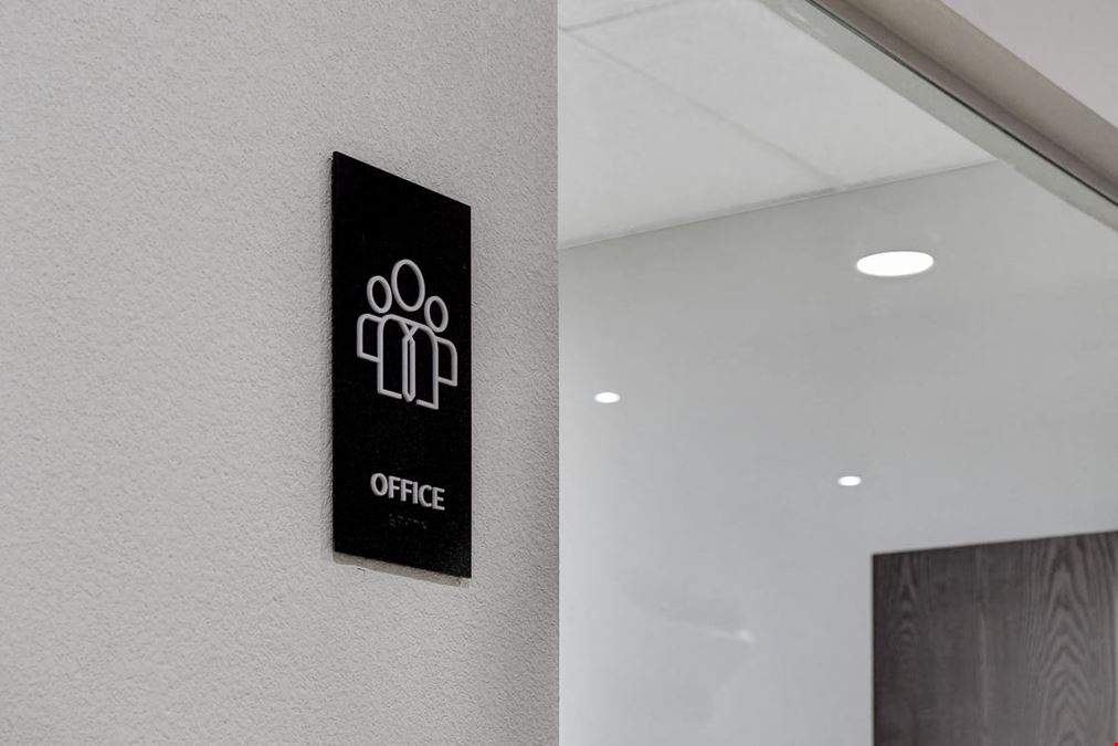 Incubase Workspace Las Vegas Day Office B