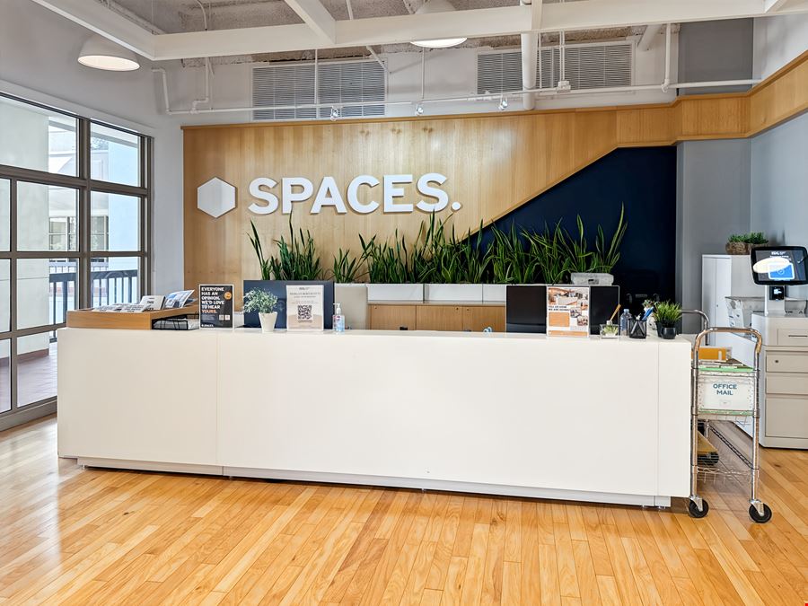 CA, Calabasas - Spaces Park Calabasas