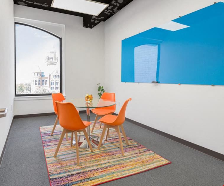 Huddle Room