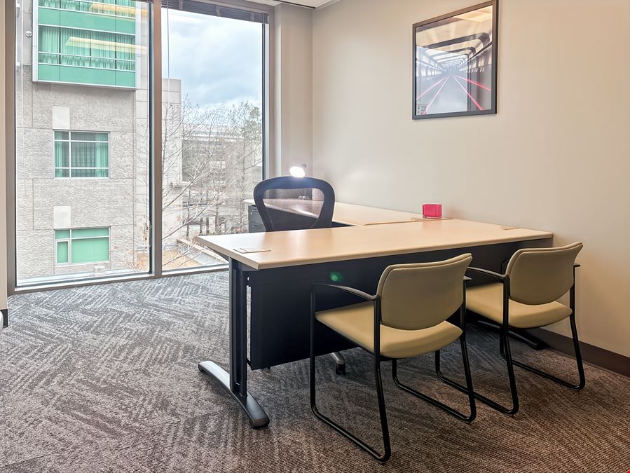 Regus - The Woodlands - Waterway