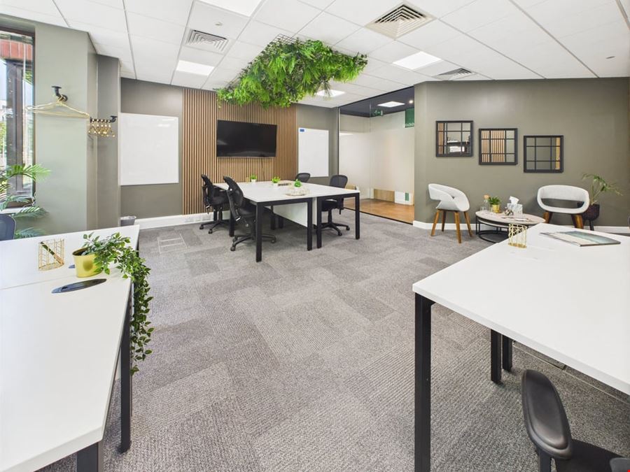 Vision Offices - Saxon House