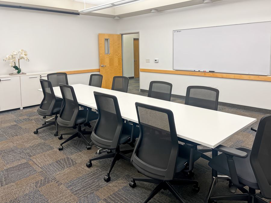 CA, San Diego - Via del Campo Ct