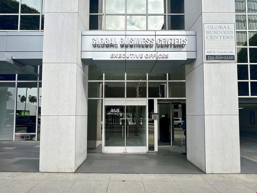 CA, Beverly Hills - N Camden Dr