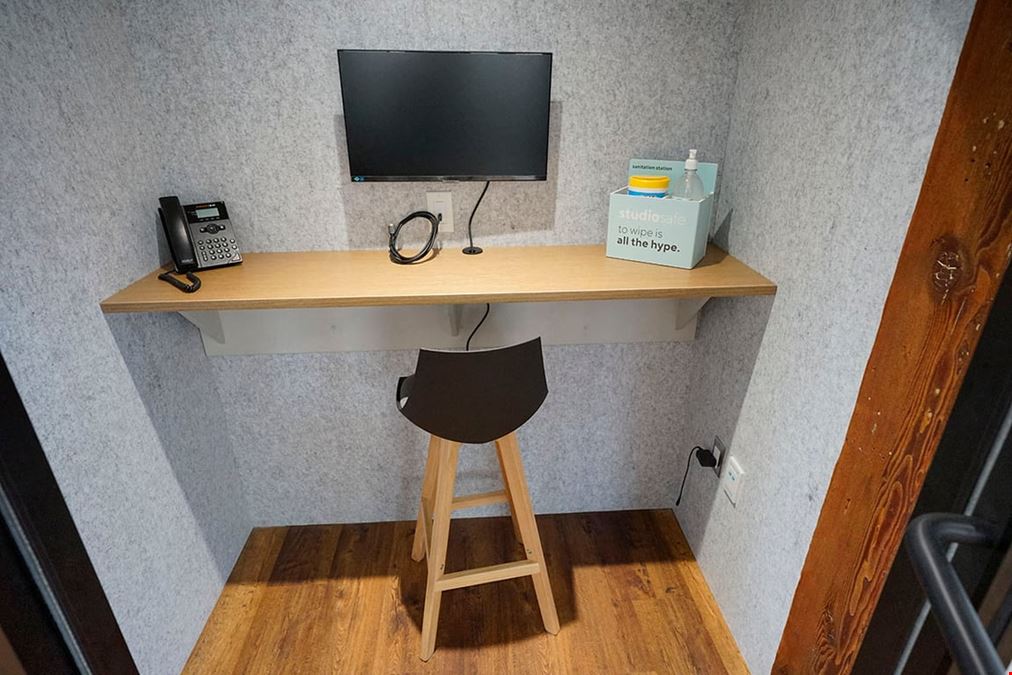 Staples Studio - Toronto - Corktown