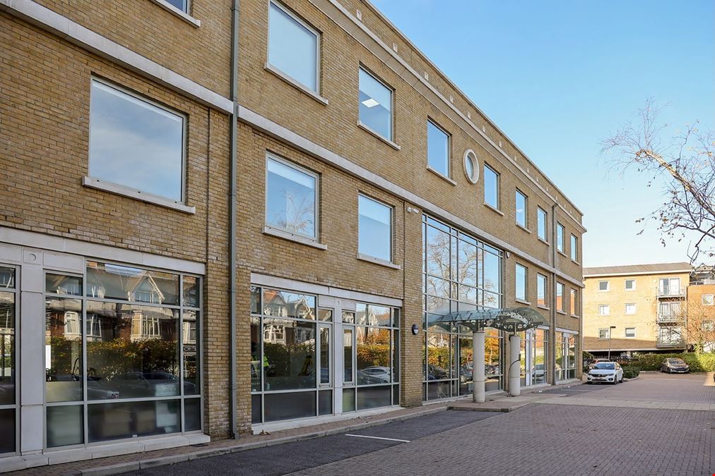 Regus - Walton-On-Thames Ashley Park House
