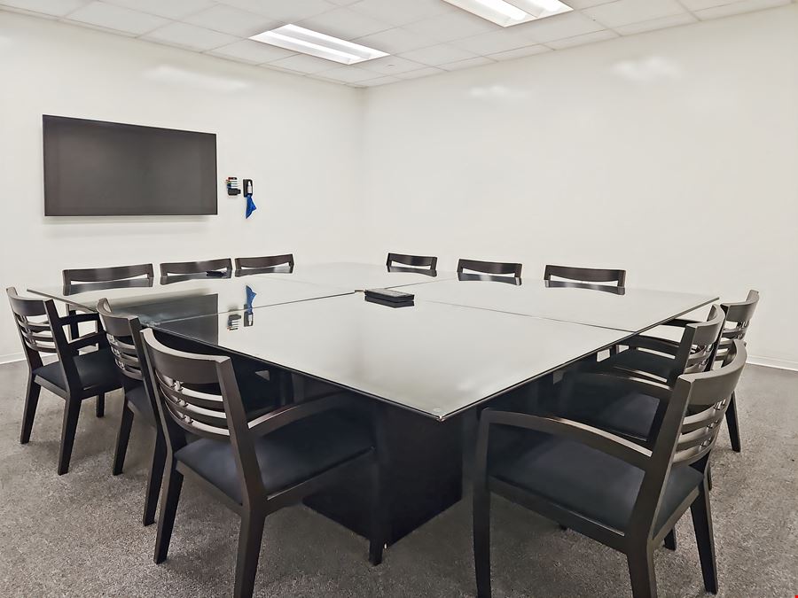 OH, Louisville - KMG Building