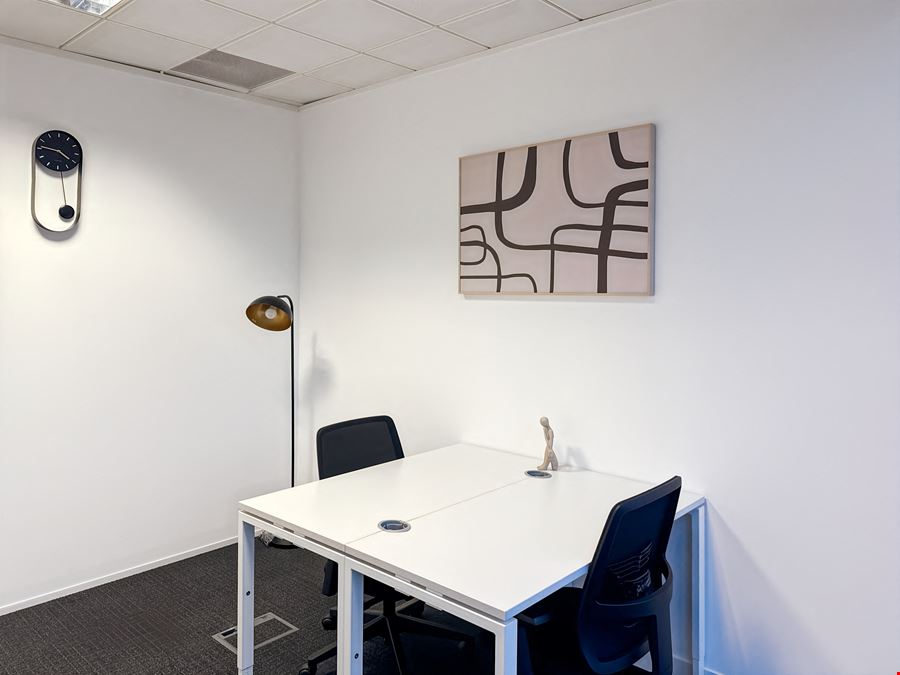 Regus - Cambourne