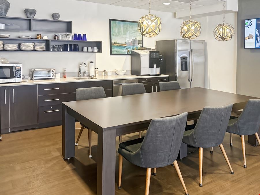 Regus - West Hartford - Main Street