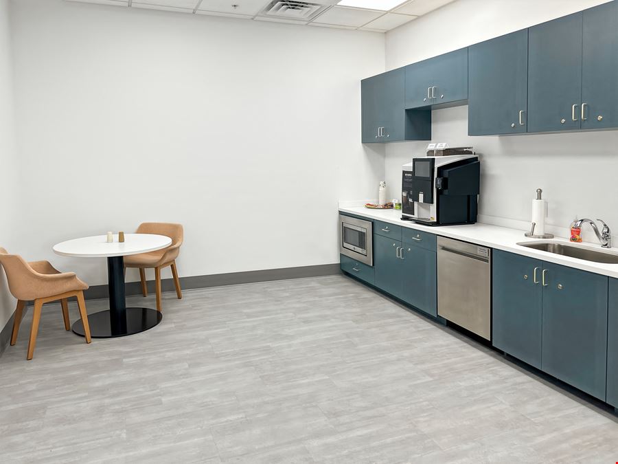 FL, Daytona Beach - Concierge Blvd