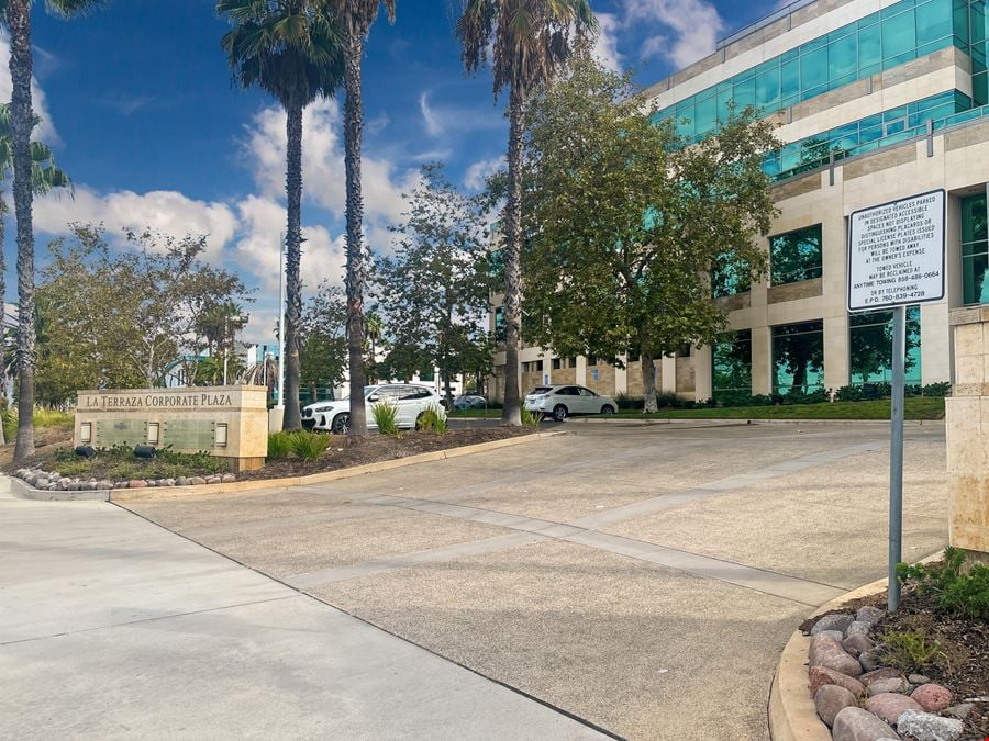 La Terraza Corporate Plaza