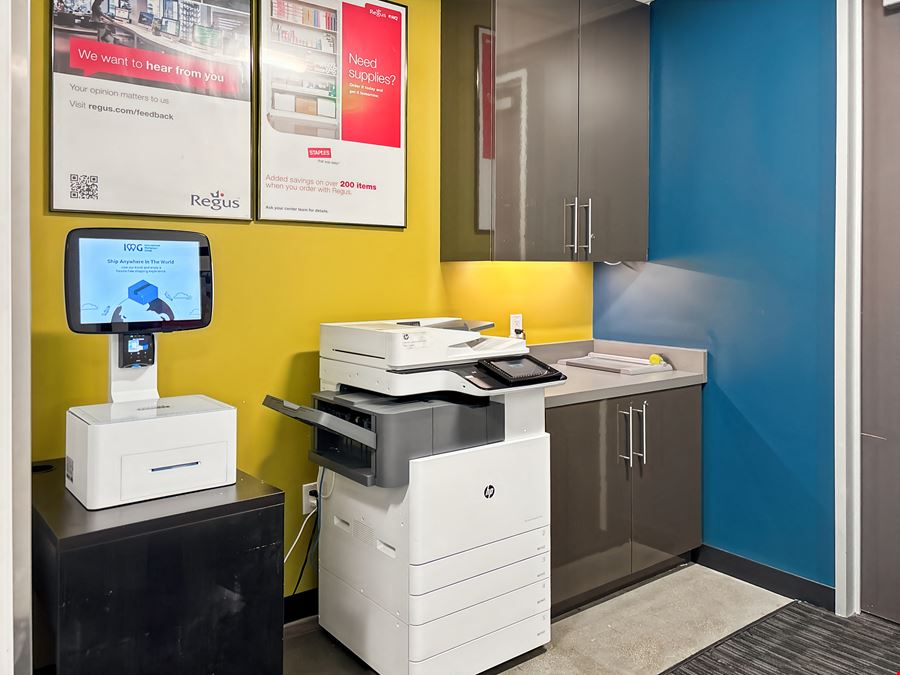 CA, North Hollywood - Lankershim Plaza