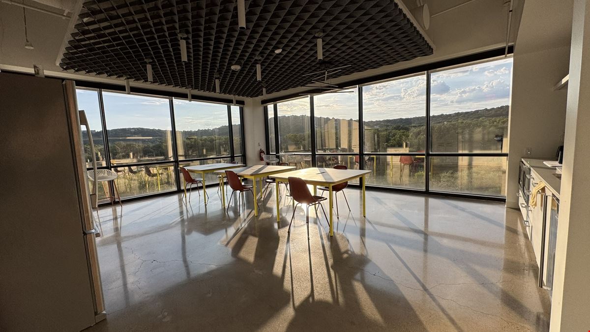 Buttross Coworking Lakewood