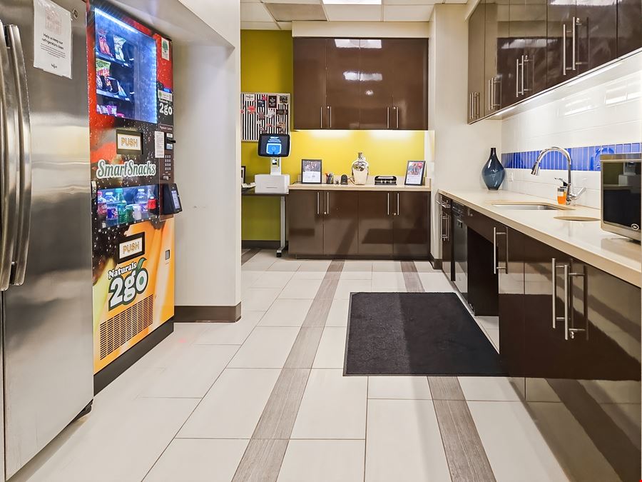 TX, Houston - Brookhollow Central III