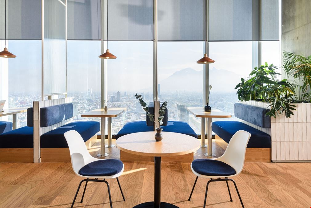 Avenida Constitución 2050