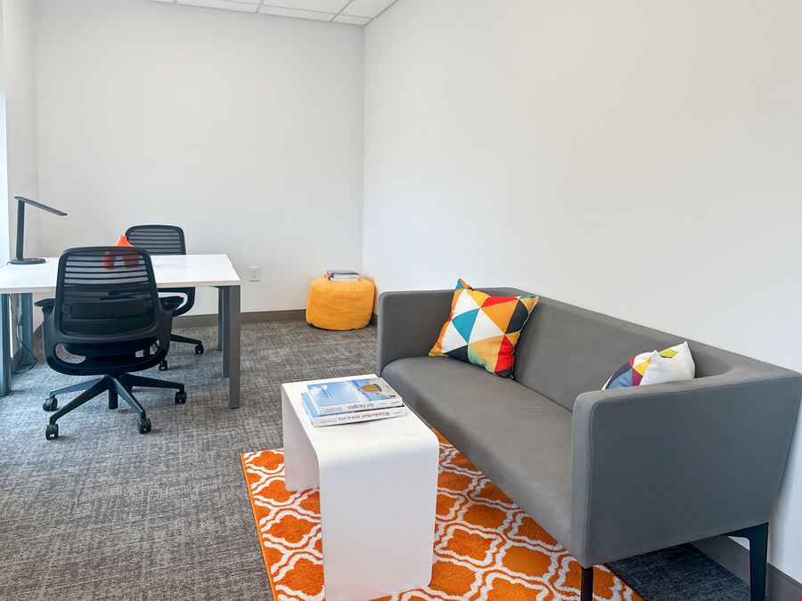 NC, Charlotte- E Independence