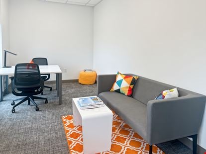 Regus - Charlotte- E Independence