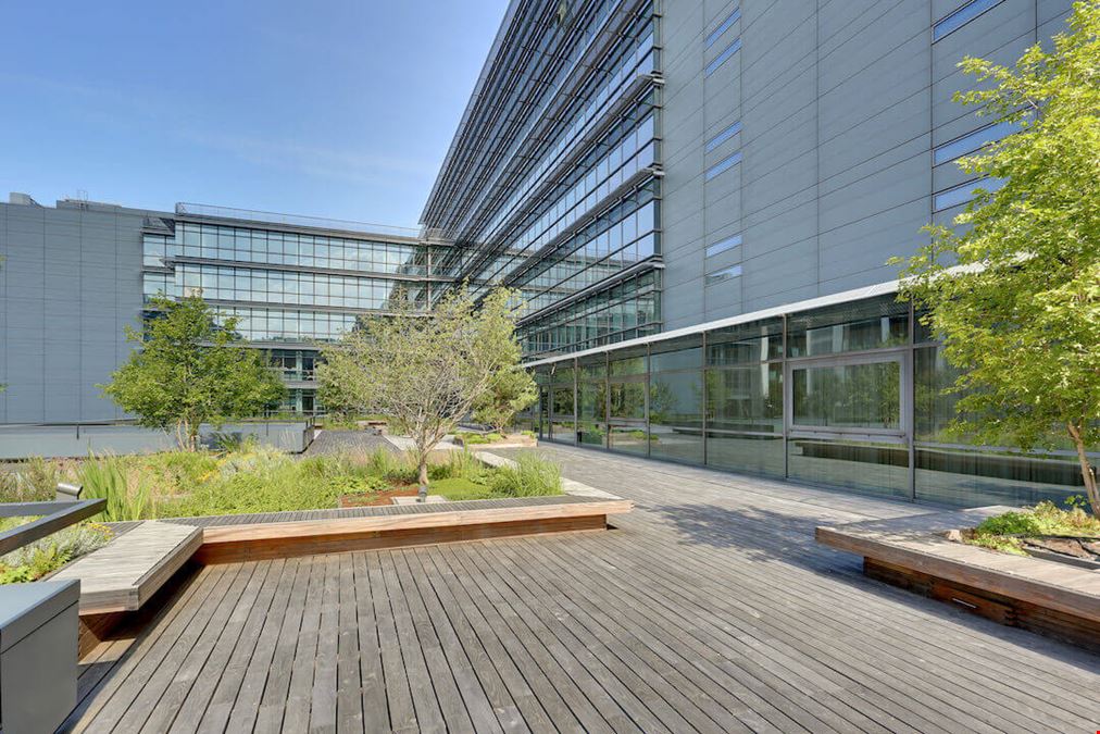 Deskeo - Paris 14 Porte D'Orléans