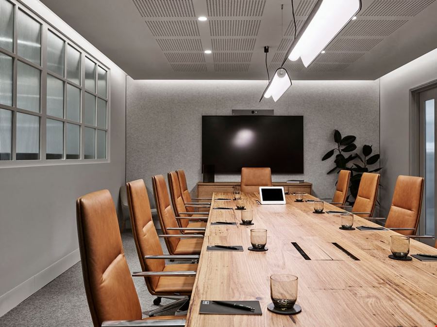 Hub Australia - Hub - Anzac Square