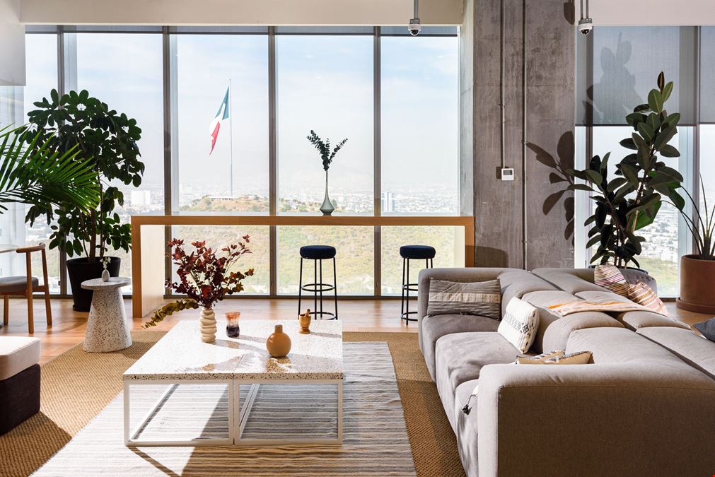 Avenida Constitución 2050