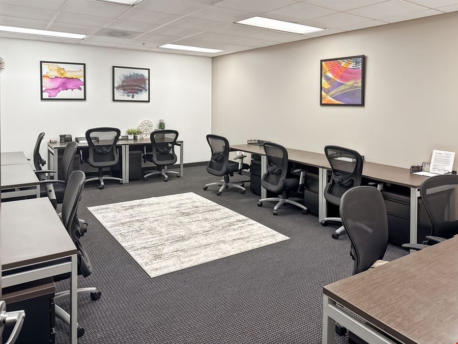 Regus - Little Rock - Regions Center