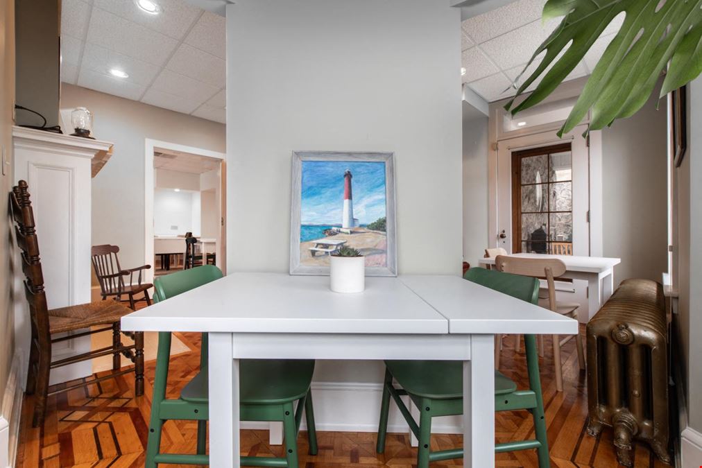 Lighthouse Realty CoWorking Space