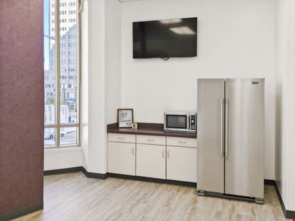 Regus - Dayton - W 2nd St
