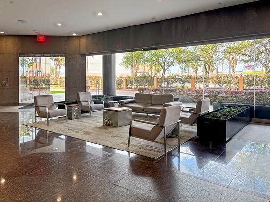 Preview of TX, Houston - Southwest Freeway Office space for Rent in Houston