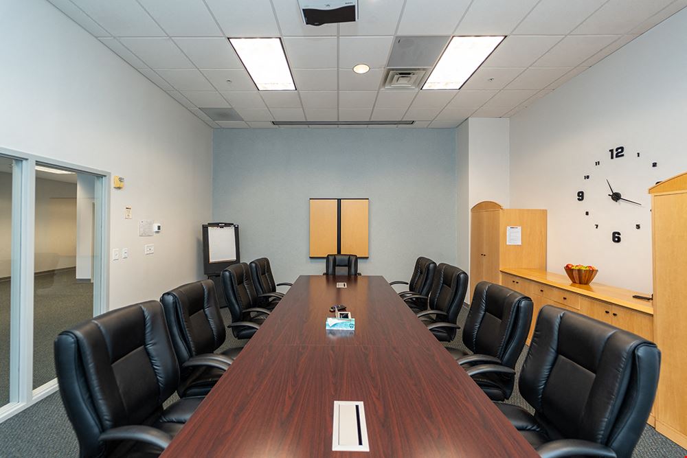 Acacia Boardroom