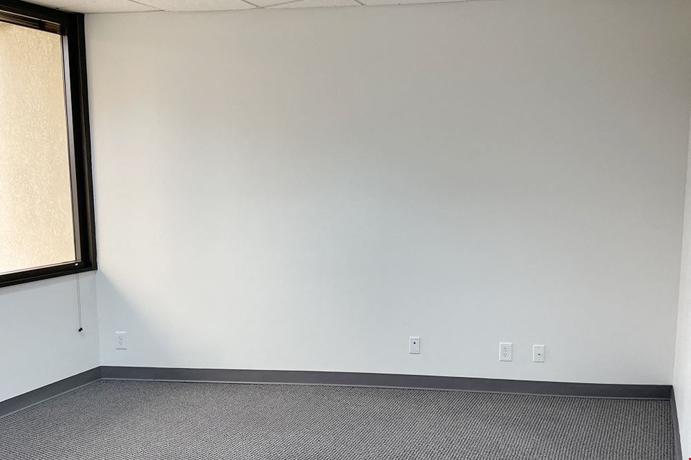 3101-3111 N Central Avenue