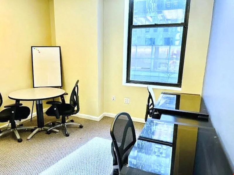 Window Office 3013