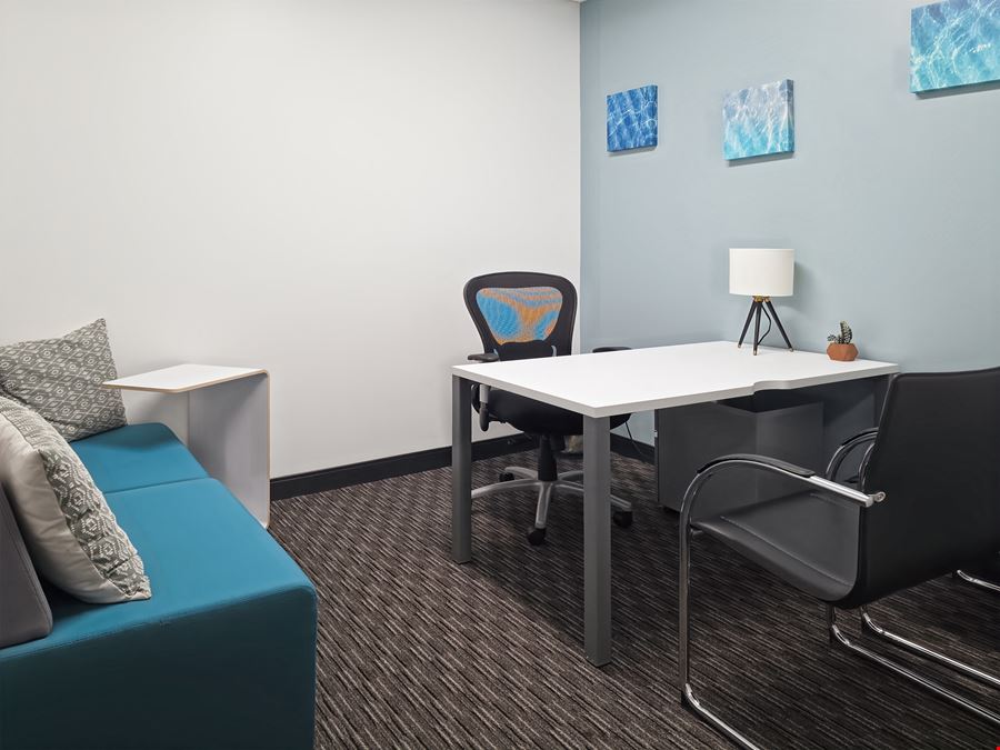 CA, Westlake Village - Russell Ranch Parkway