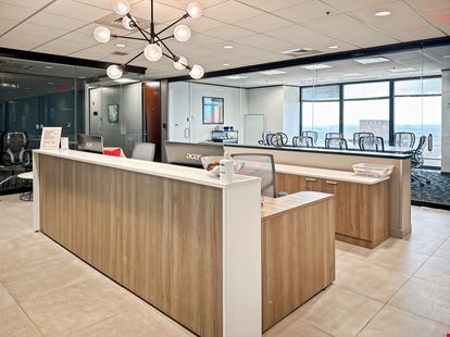 LA, New Orleans - Energy Centre Building