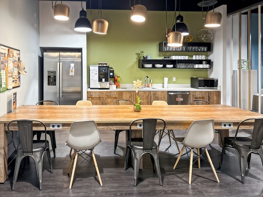 Regus - Tempe - Wells Fargo Plaza