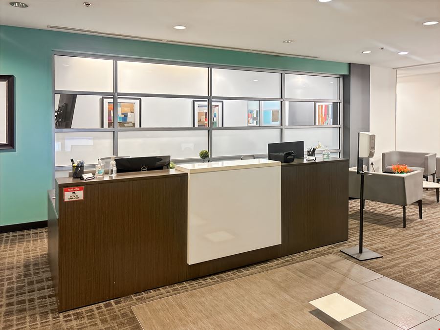 CA, Chula Vista - Gateway Chula Vista