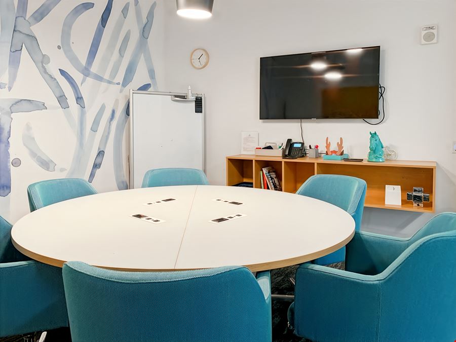 MD, Chevy Chase - Spaces Chase Tower