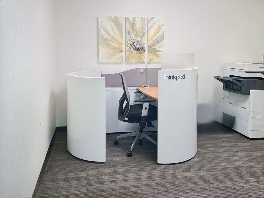 CA, Carlsbad - Palomar Airport Road