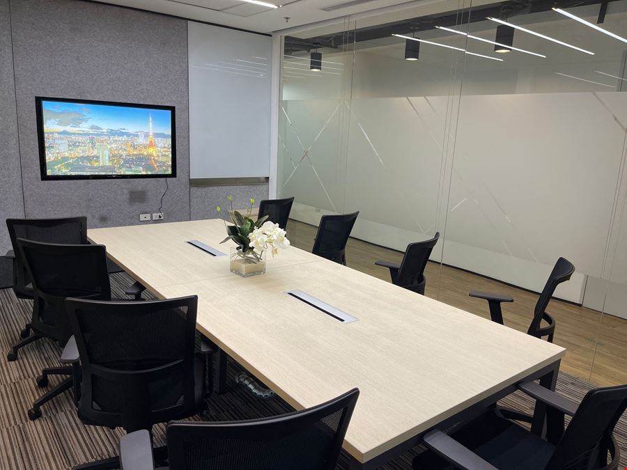 Compass Offices - ArthaLand Century Pacific Tower