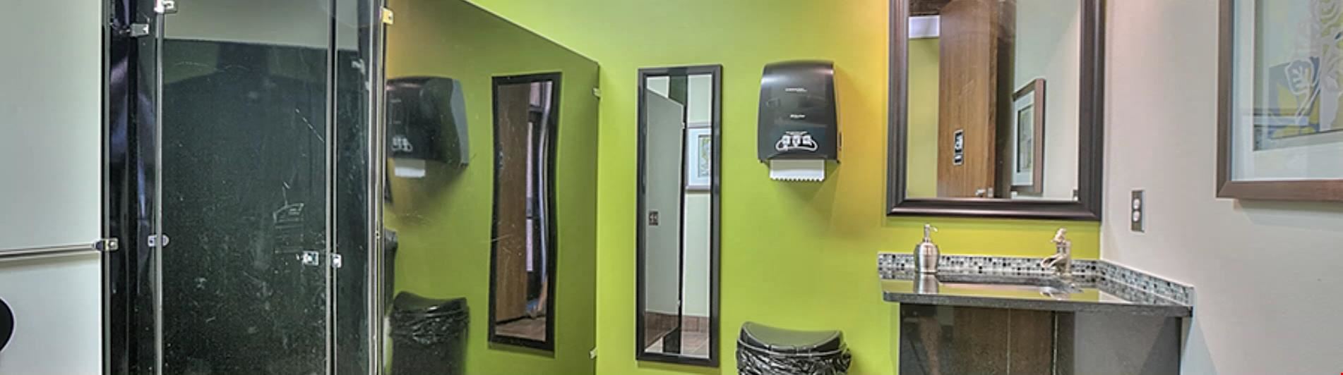 3321 Platinum Suites