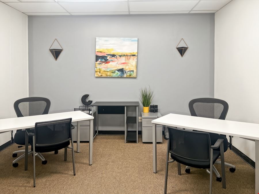 CA, Bakersfield - 4900 California Avenue