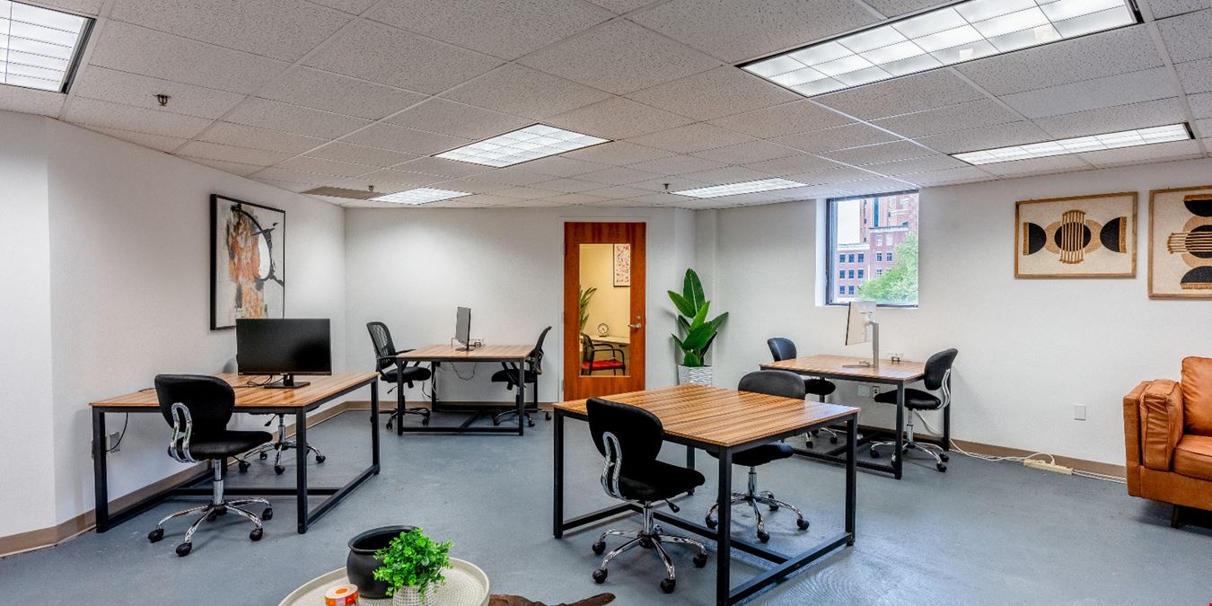 Day Pass Open Office and lounge