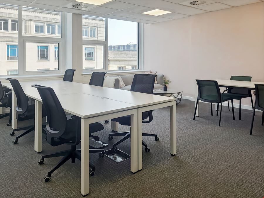 Regus - Derby Square