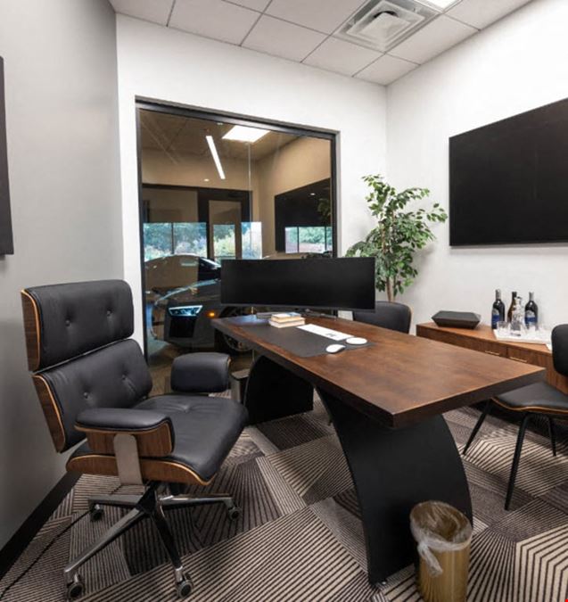 Executive Suite 140