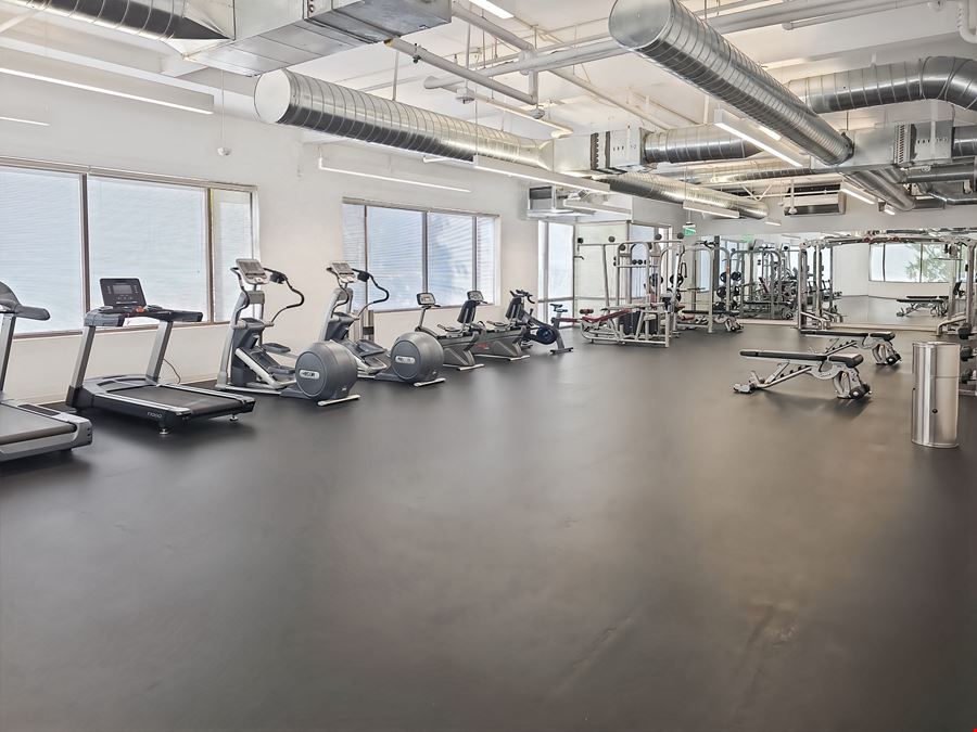 CA, Westlake Village - Russell Ranch Parkway