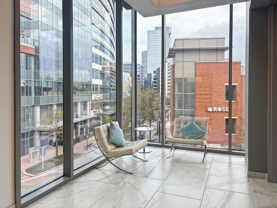 Regus - The Woodlands - Waterway