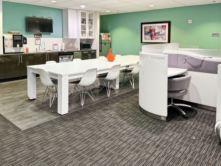 WA, Renton - Triton Towers Three