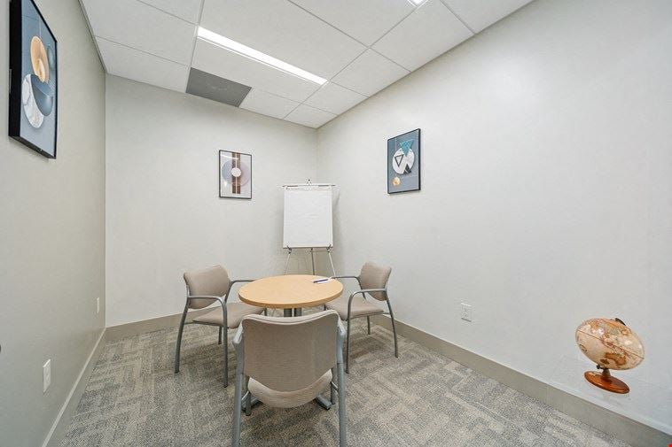 Meeting Room: Collaboration