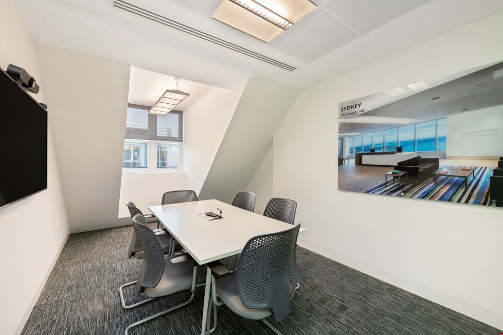 Rivvia Covent Garden