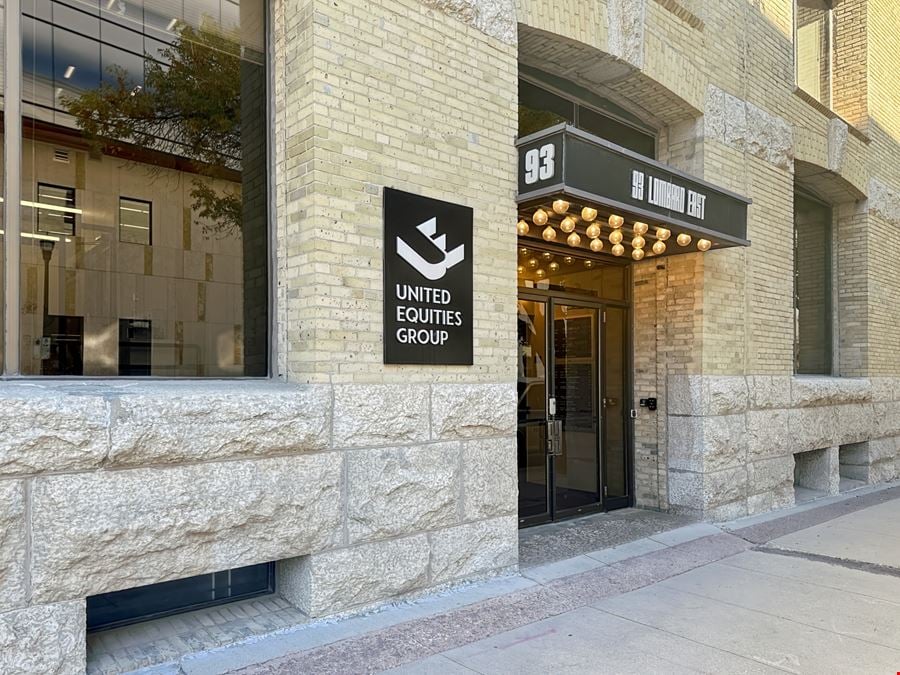 MB, Winnipeg - Lombard Ave