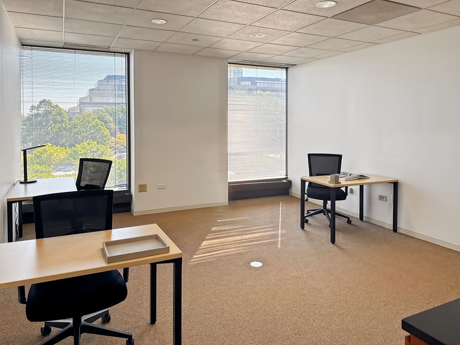 IL, Lisle - 4200 Commerce Ct